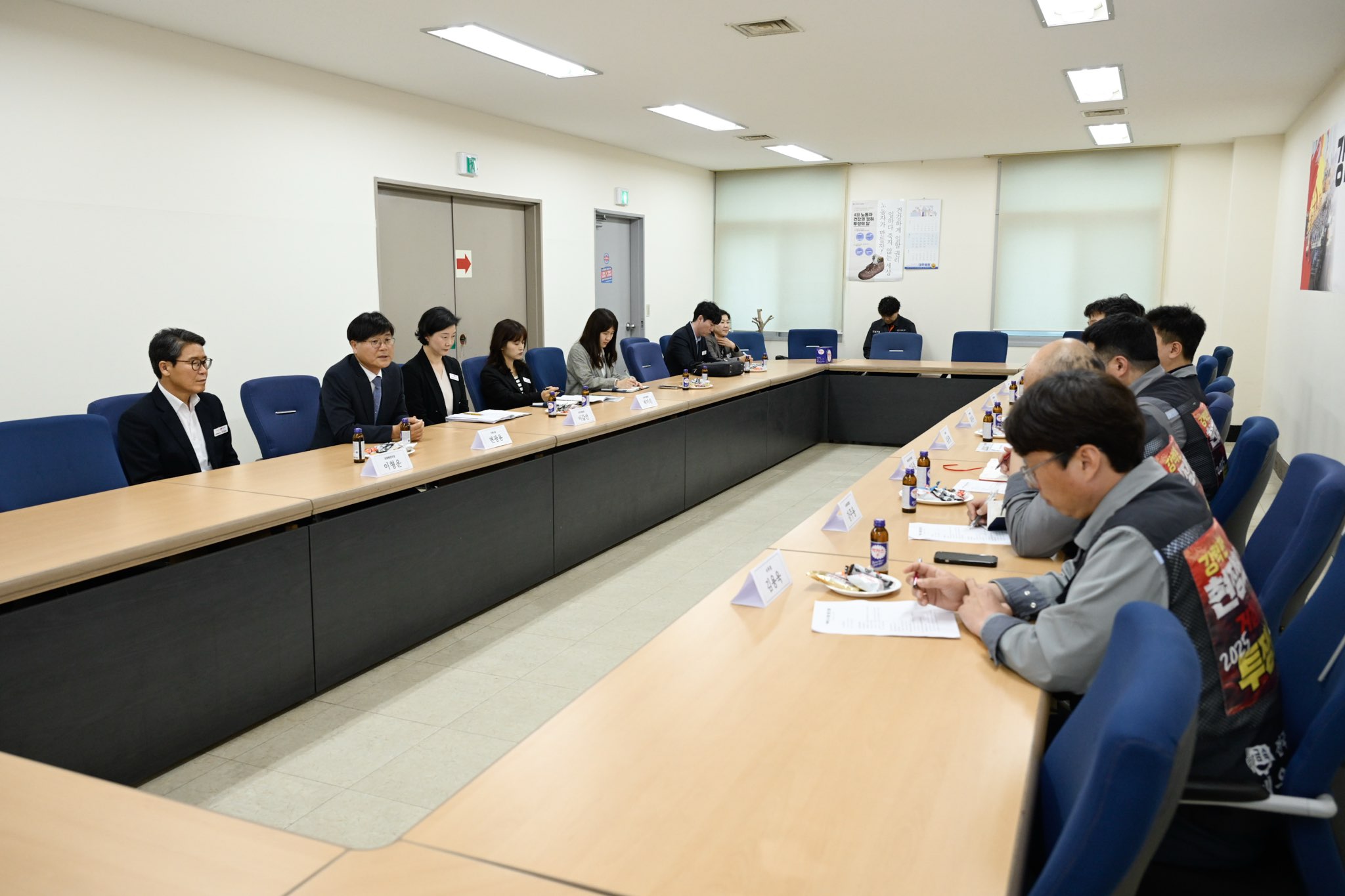 변광용 거제시장, 한화오션 관련 노동단체 만나 현장