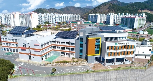 거제시보건소, 50 근육테크 탄탄바디2기 운동교실 운영 현장