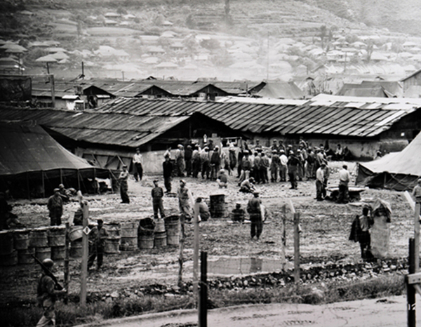 포로수용소 당시 마을(포로수용동과 민가)